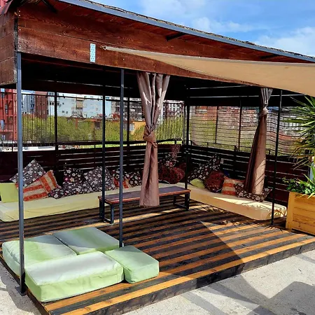 אכסניה Albania Loft טיראנה