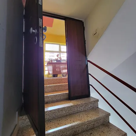 אכסניה Albania Loft