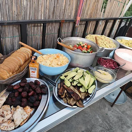 Albania Loft Hostel Tiran